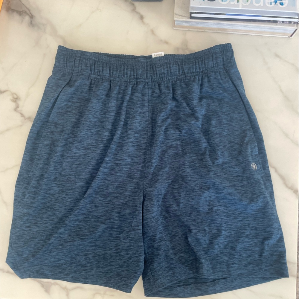Gaiam workout shorts (Medium)